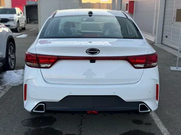 Купить Solaris KRS Белый 1.6 AT (123 л.с.) от 2235000 ₽. в Краснодаре