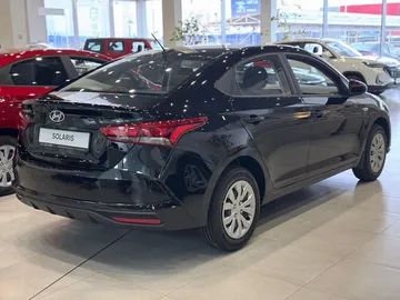 Купить Solaris KRS Чёрный 1.6 AT (123 л.с.) от 2450000 ₽. в Краснодаре